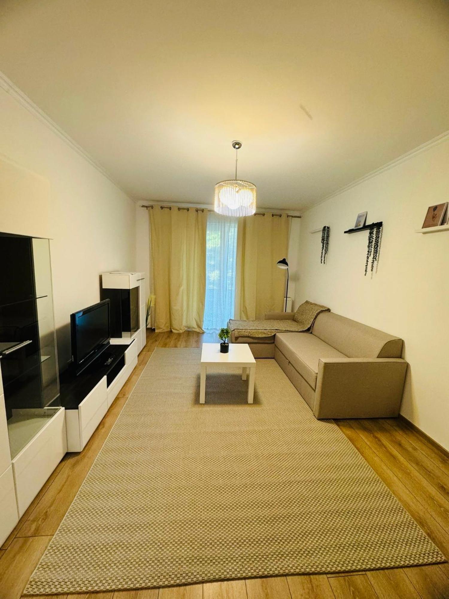 A'S Apartment Онешти Экстерьер фото
