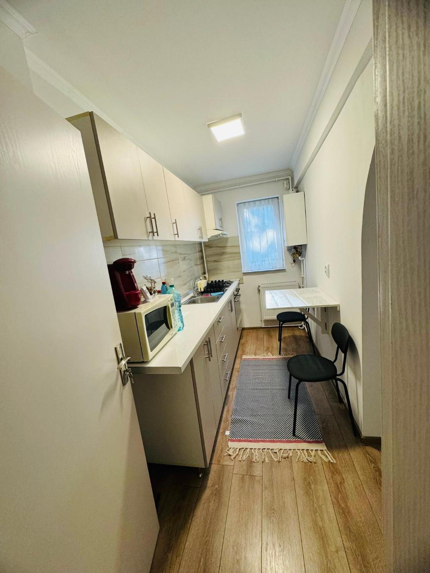 A'S Apartment Онешти Экстерьер фото